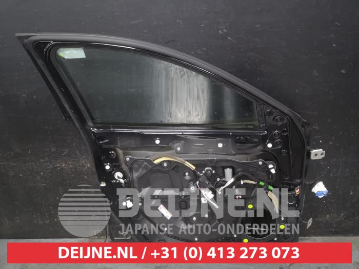 Mazda CX-3 Portier 4Deurs links-voor O718783