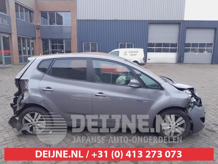 Hyundai IX20 Rear door window 4-door door, rear right O718902