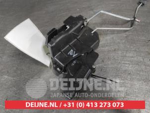 Kia Picanto Front door lock mechanism 4-door, right O718936 photo 2