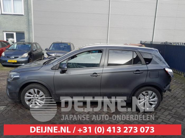 Suzuki SX-4 Dreieckfenster links hinten O719023