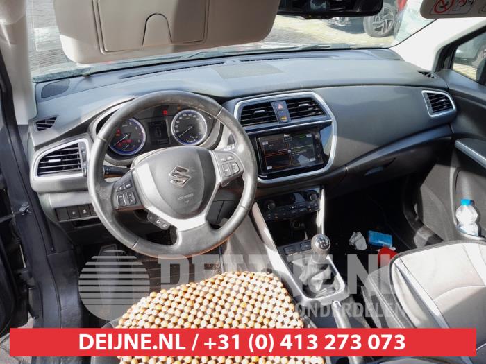 Suzuki SX-4 Heizung Bedienpaneel O719038