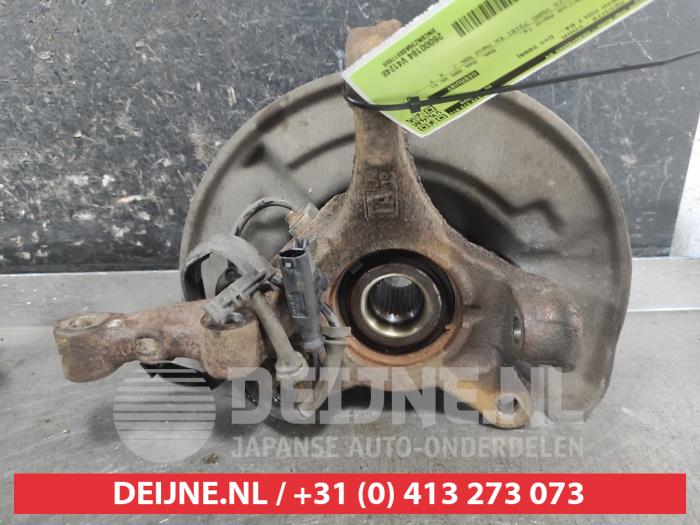 Mitsubishi Colt Achsschenkel rechts vorne O719051