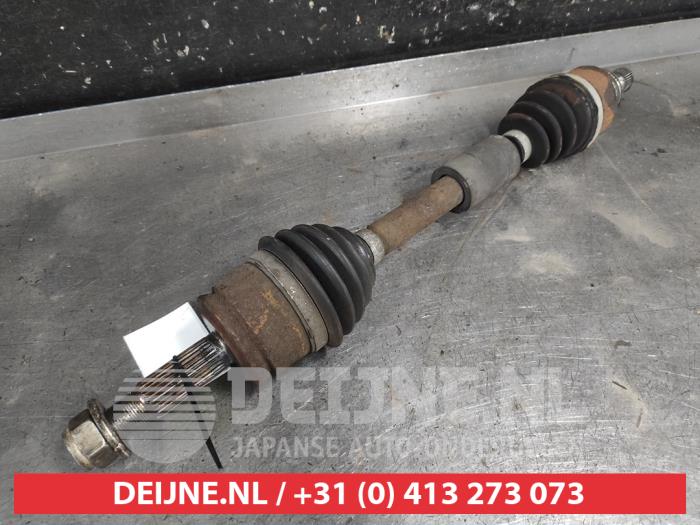Mitsubishi Colt Antriebswelle links vorne O719052