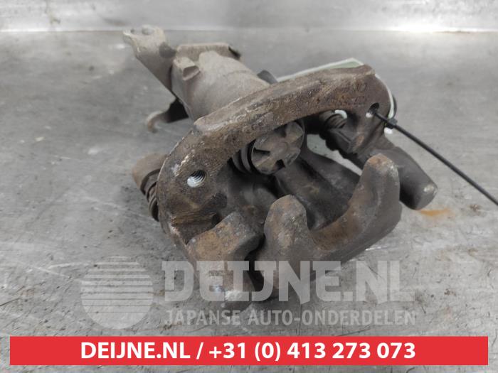Mitsubishi Colt Bremszange links hinten O719053