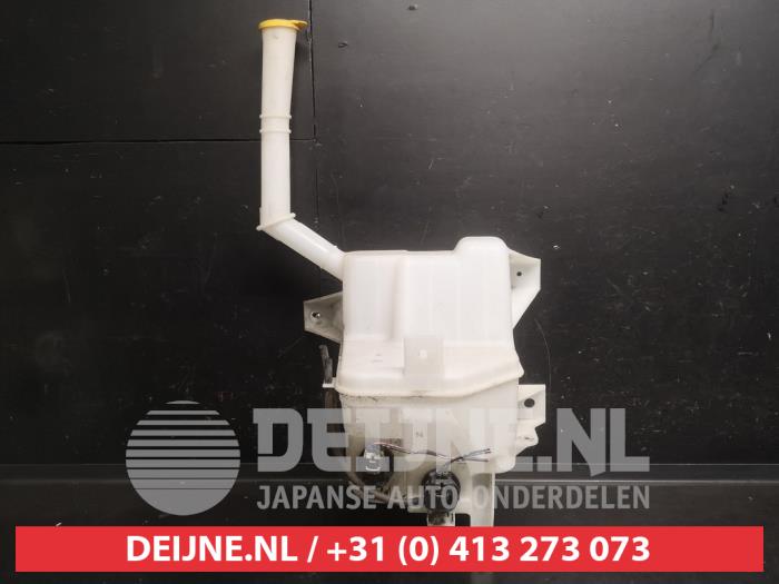 Mazda 6 Scheibensprühertank vorne O719057