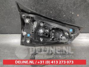 Toyota Yaris Cross Tailgate reflector, right O719195 photo 2