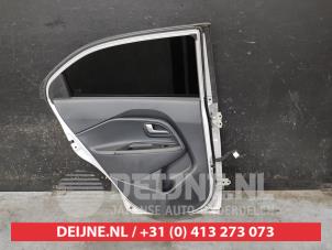 Kia Rio Rear door 4-door, left O719216 photo 2