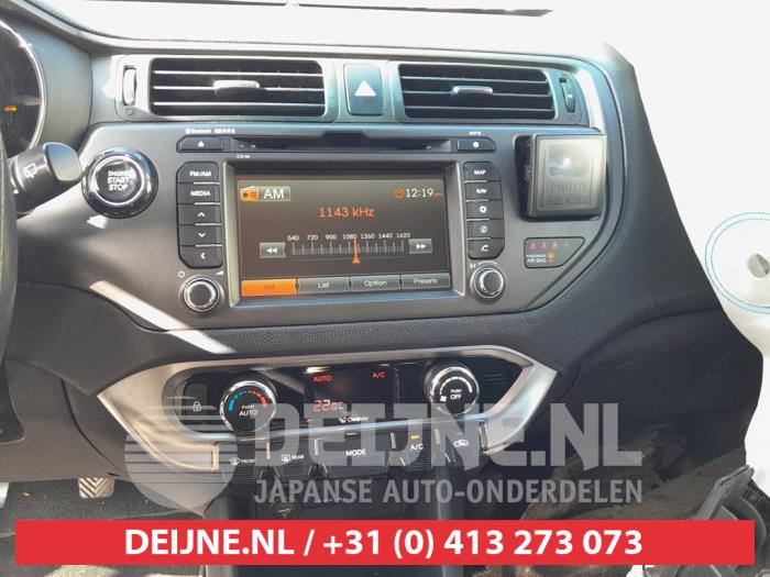 Kia Rio Kachel Bedieningspaneel O719240