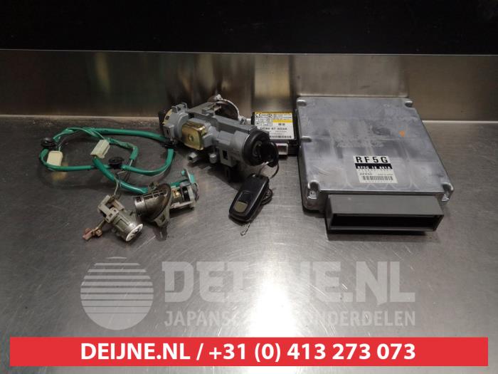Mazda MPV Set of cylinder locks (complete) O277782