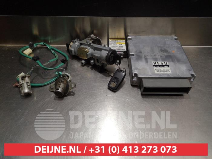 Mazda MPV Kontaktslot+Sleutel O334728