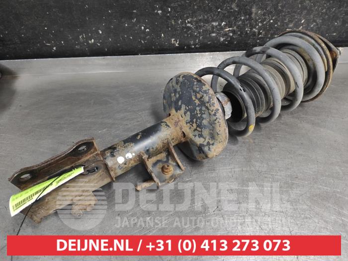 Suzuki Grand Vitara Stoßdämpferstrebe links vorne O719358