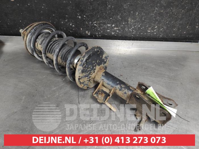 Suzuki Grand Vitara Stoßdämpferstrebe rechts vorne O719359