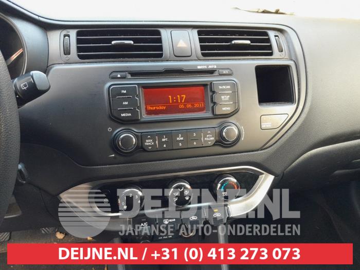 Kia Rio Heizung Bedienpaneel O719582