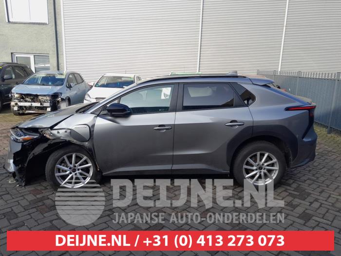 Toyota bZ4X Zusätzliches Fenster 4-türig links hinten O719622