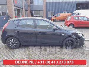 Hyundai I30 Tür 4-türig rechts hinten O719755 foto 2