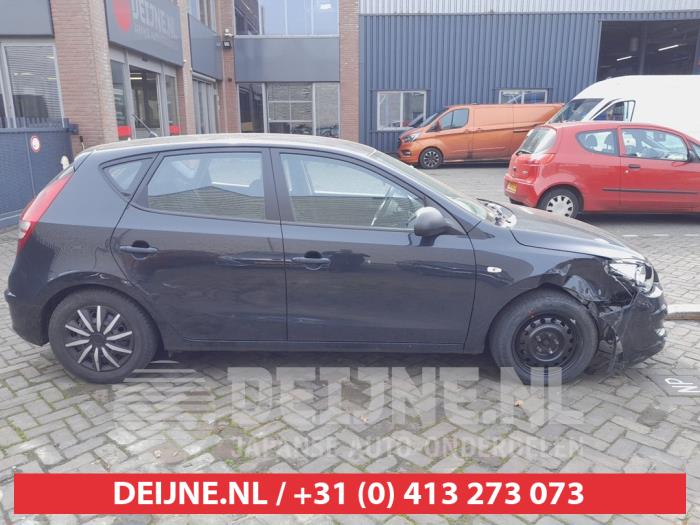 Hyundai I30 Front door 4-door, right O719759