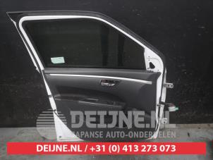 Suzuki Swift Portier 4Deurs links-voor O719830 foto 2