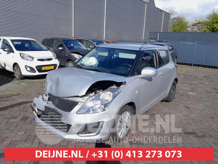 Suzuki Swift Bumper Rooster O719862