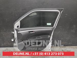 Suzuki Swift Tür 4-türig rechts vorne O719888 foto 2