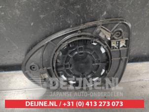 Kia Rio Mirror glass, right O719900 photo 2