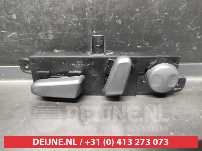 Hyundai Tucson Stoelverstellings Schakelaar O719909