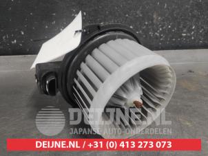 Suzuki Alto Heizung Belüftungsmotor O720011 foto 2