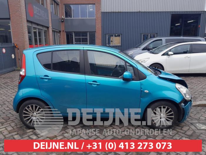 Suzuki Splash Door window 4-door, front right O720148