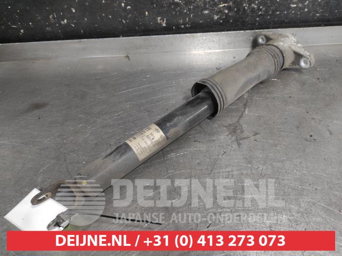 Hyundai I30 Stoßdämpfer rechts hinten O720304