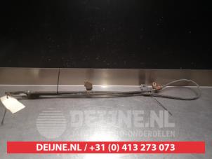 Gebruikte Handrem Kabel Honda Civic (FK/FN) 2.0i Type R VTEC 16V Prijs € 20,00 Margeregeling aangeboden door V.Deijne Jap.Auto-onderdelen BV