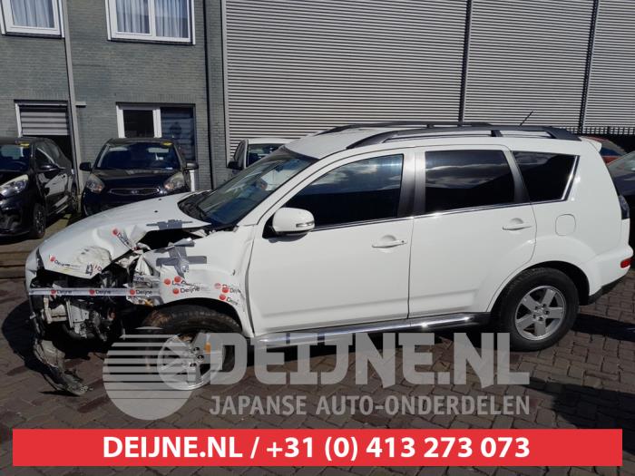 Mitsubishi Outlander Tür 4-türig links hinten O720336