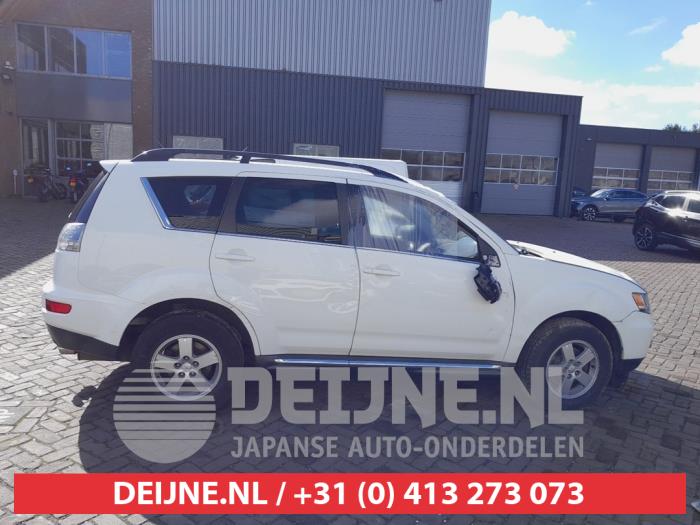 Mitsubishi Outlander Zusätzliches Fenster 4-türig rechts hinten O720350