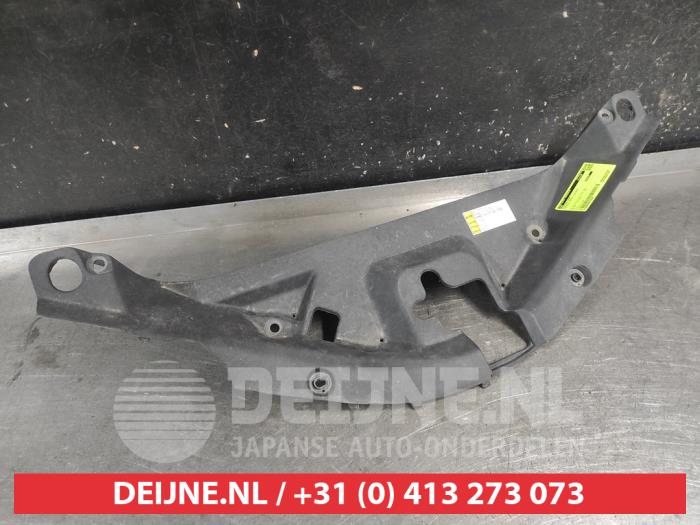 Toyota C-HR Schlossträger vorne O720382