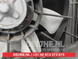 Suzuki Splash Kühlgebläsegehäuse O720405 foto 2