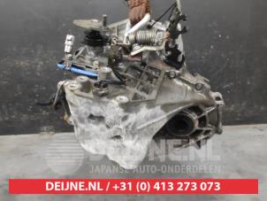 Toyota Aygo Gearbox O720411 photo 3