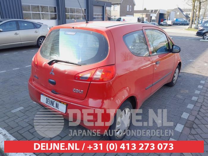 Mitsubishi Colt Achterklep reflector rechts O720463