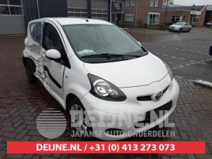 Toyota Aygo Motorhaube O720494 foto 3