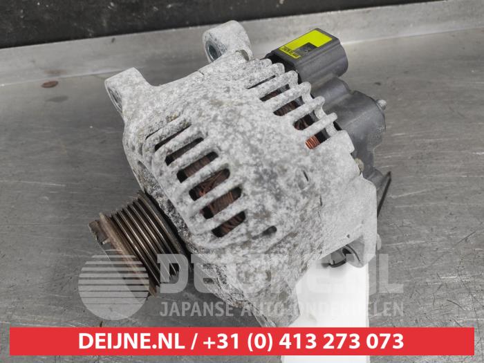 Gebruikte Dynamo Kia Sorento II (XM) 2.4 16V 4x2 Prijs op aanvraag aangeboden door V.Deijne Jap.Auto-onderdelen BV