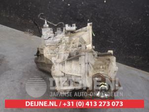 Nissan Qashqai Gearbox O720516 photo 2