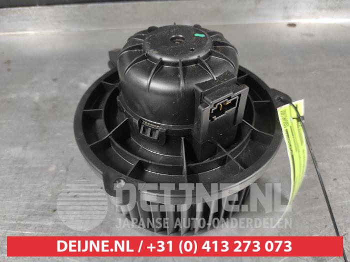 Kia Sorento Kachel Ventilatiemotor O720531