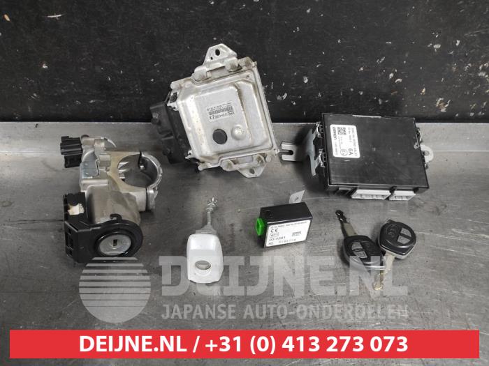 Suzuki Swift Zündschloss+Schlüssel O720559