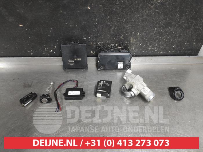 Toyota Yaris Cross Engine management computer O720762