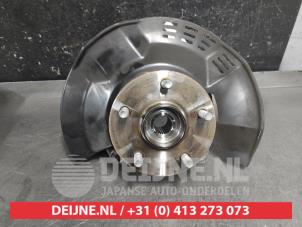 Toyota Yaris Cross Fusee links-voor O720775 foto 2