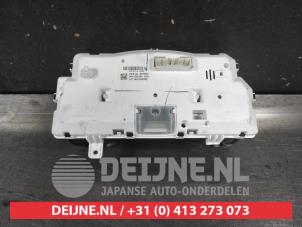 Nissan Micra Kilometerteller KM O720788 foto 2