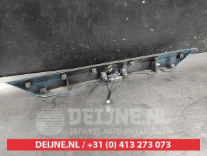 Suzuki Vitara Heckklappengriff O720912 foto 2
