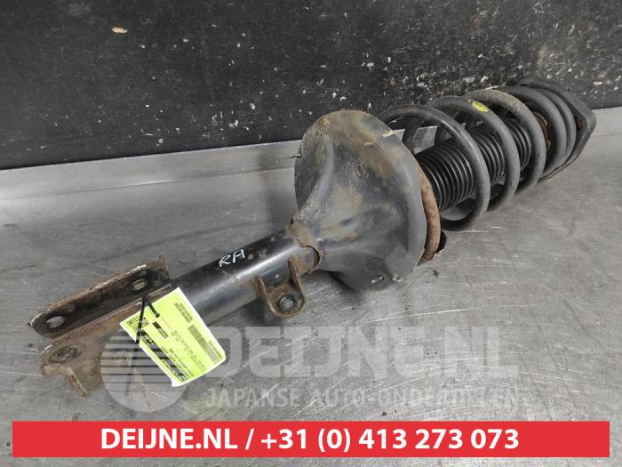 Hyundai Tucson Stoßdämpferstrebe rechts hinten O720995