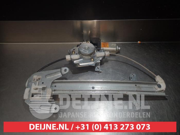 Nissan X-Trail Ruitmechaniek 4Deurs links-achter O290449