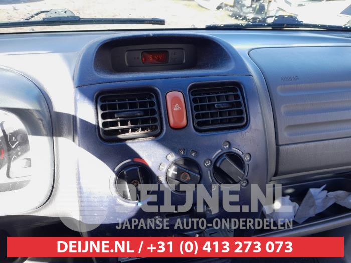 Suzuki Wagon R+ Heater control panel O721163