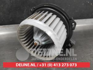 Suzuki Alto Kachel Ventilatiemotor O721172 foto 2