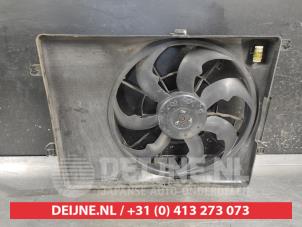 Hyundai I40 Kühlgebläsegehäuse O721208 foto 2