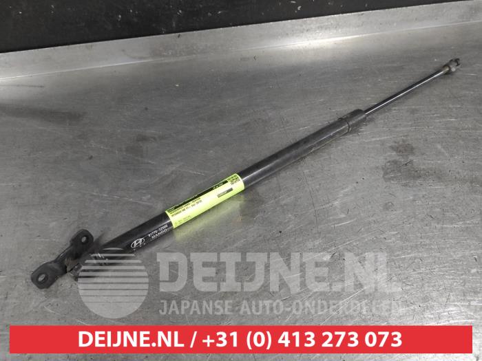 Hyundai I40 Gasdemper links-achter O721245